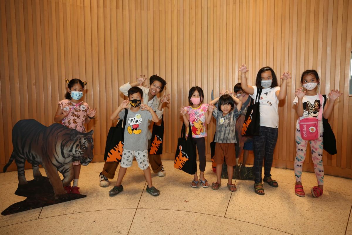Ausstellung zum Tigerschutz am Bangkok Art and Culture Centre